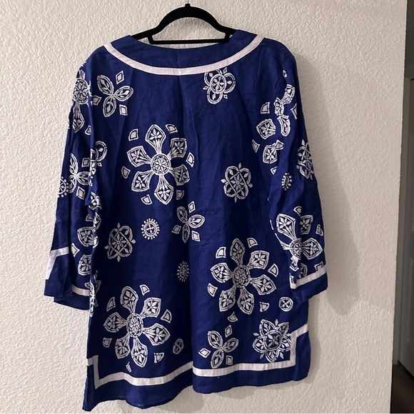 Sarah Spencer Navy Tunic Top 1X White Embroidered Boho 3/4 Sleeve 100% Linen - Picture 2 of 7
